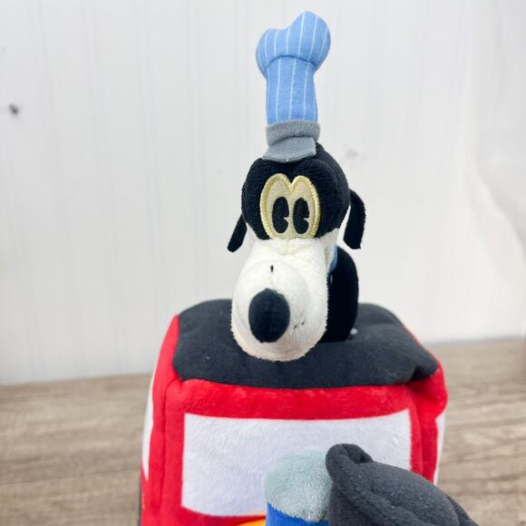 2023 Disney Parks Goofy Train Mickey & Minnie’s Runaway Railway Plush Set 10.75" - Picture 12 of 12